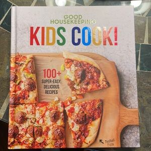 Good Housekeeping KIDS COOK! Hardcover cookbook. Like new